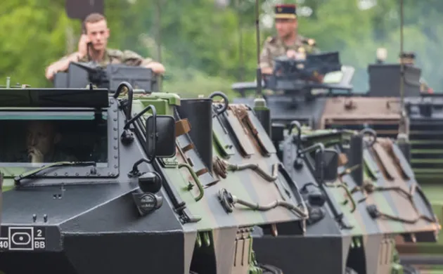 14 Juillet : les armées sous haute tension. Trois questions à Nicolas Baverez