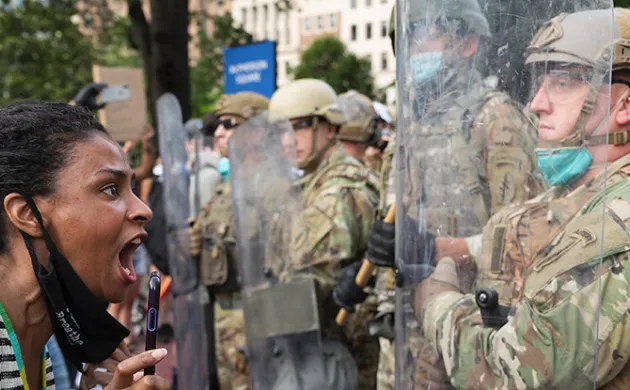 Les relations civilo-militaires en toile de fond des manifestations aux États-Unis