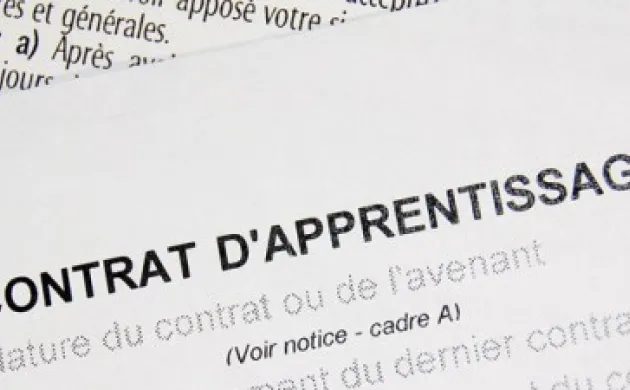 Formation en alternance : priorité aux moins qualifiés