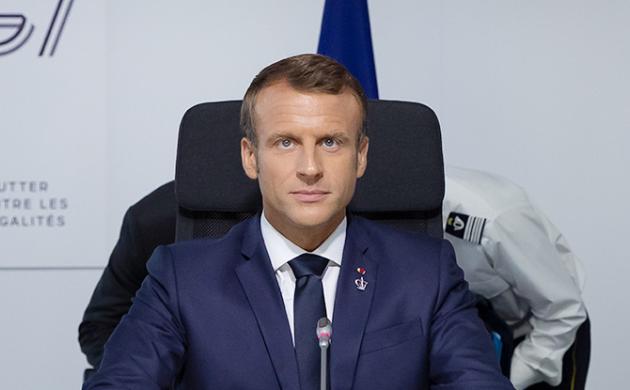 Emmanuel Macron : le grand écart entre intérêts et valeurs