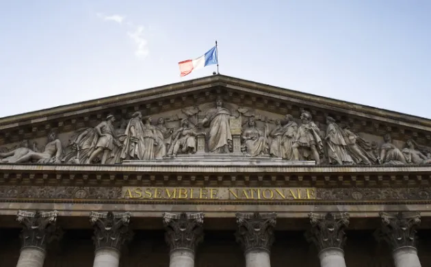 Budget 2024 : Quels enjeux se cachent derrière la commission mixte paritaire ?