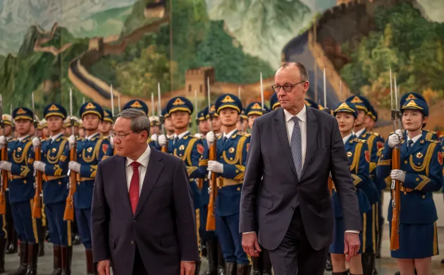 Dilemme européen face à la Chine : la visite de Friedrich Merz, un cas d'école