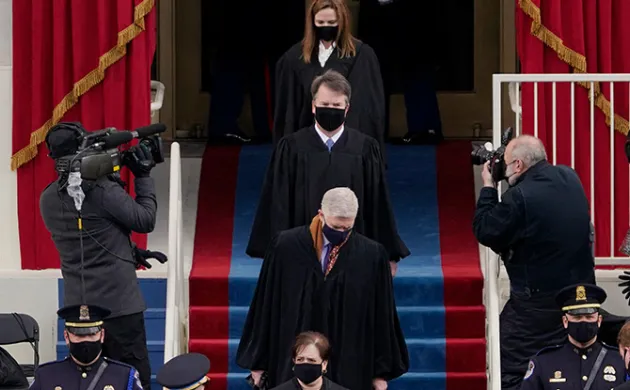 L’administration Biden face à la polarisation de la Cour suprême